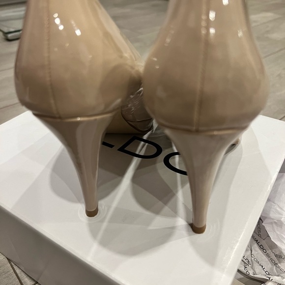 Aldo beige platform heels in leather - Picture 3 of 3